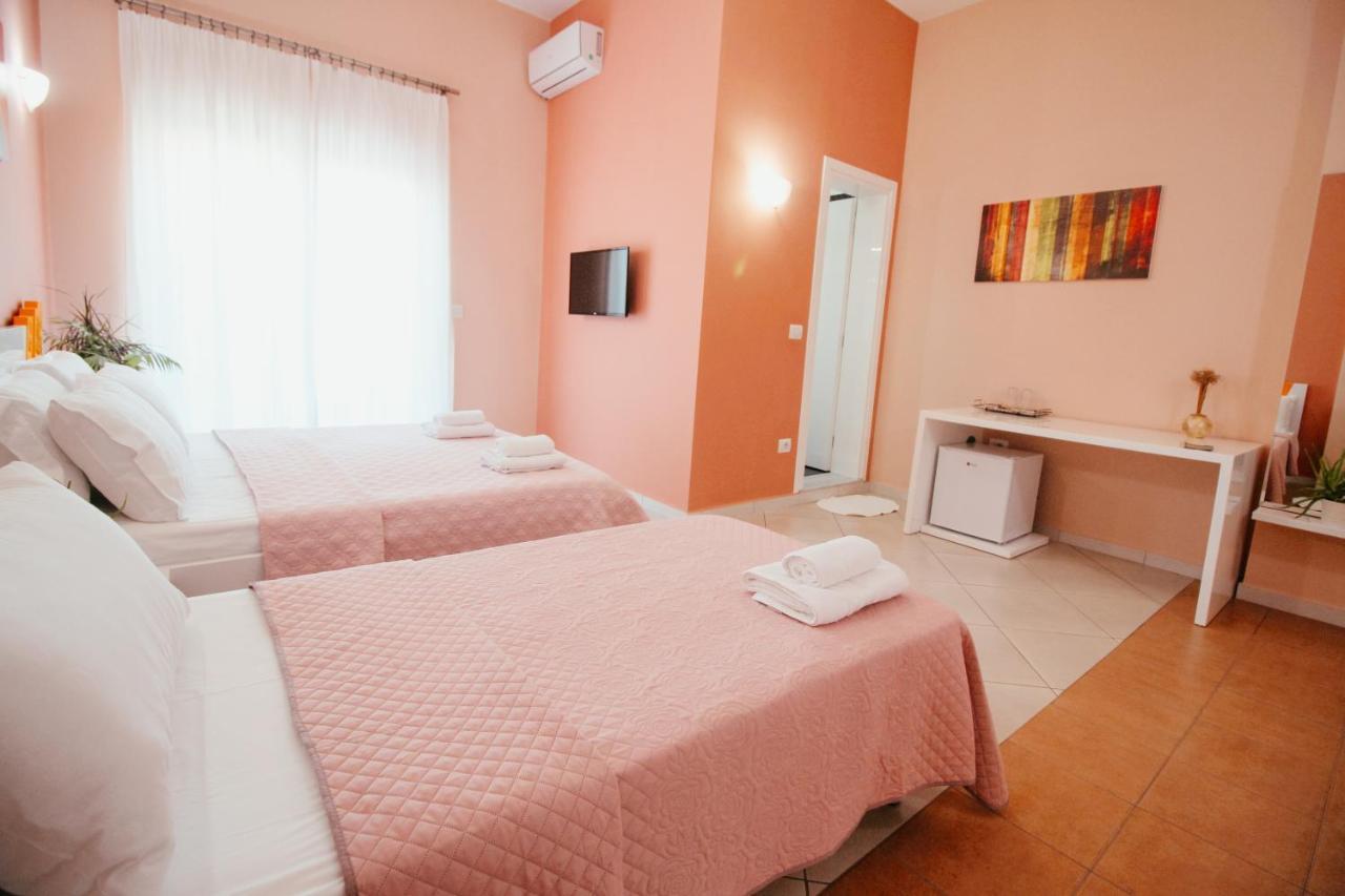 Villa Green Garden Sarandë Buitenkant foto