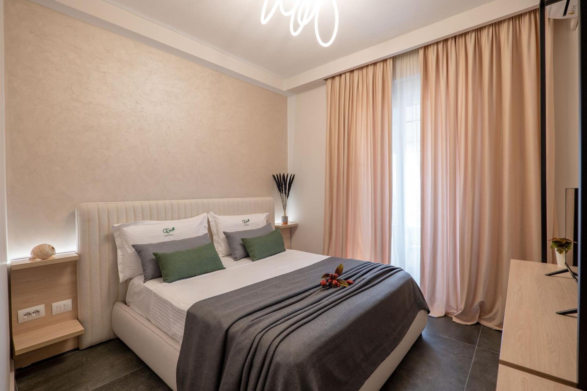 Villa Green Garden Sarandë Buitenkant foto